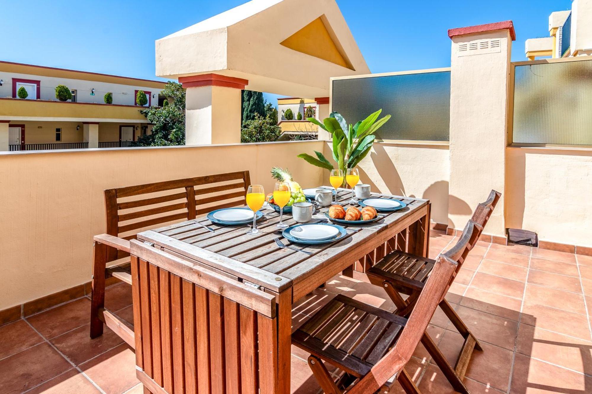 Oleholidays 226 Romana Playa Primera Linea De Mar Marbella Exterior photo
